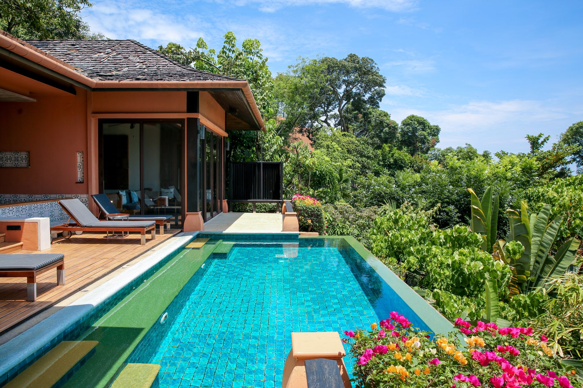 gallery two bedroom family suite ocean view poolside escape